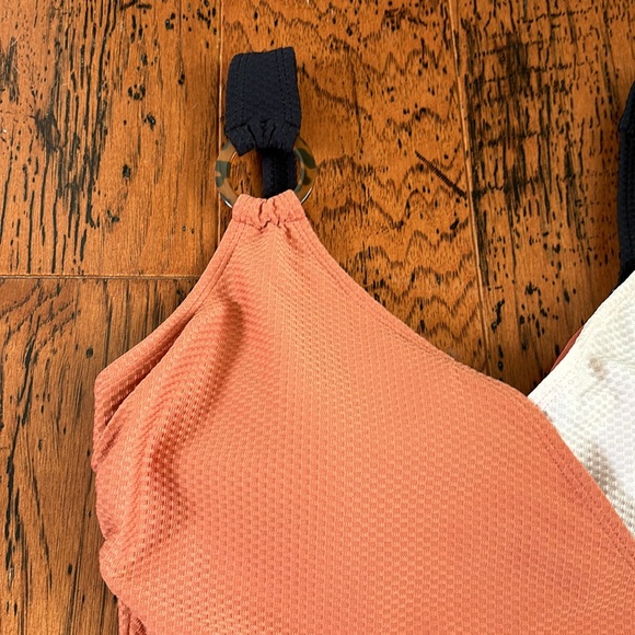 Nip Tuck Swim, Color Block, Textured, Tummy Control, One Piece Swimsuit SZ 4 - Picture 5 of 13